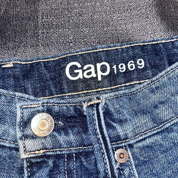 Gap - Original High Rise Short - size 26 - Picture 4 of 4